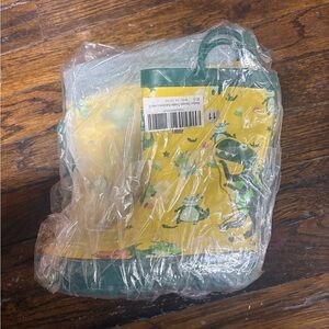 Kids Waterproof Rain Boots with Frog and Dinosaur Print - Yellow/Green